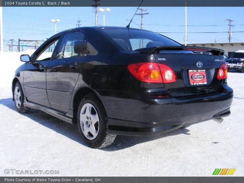 Black / Black 2004 Toyota Corolla S