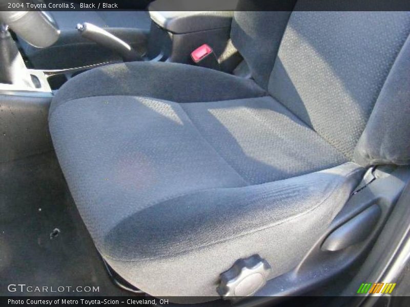 Black / Black 2004 Toyota Corolla S