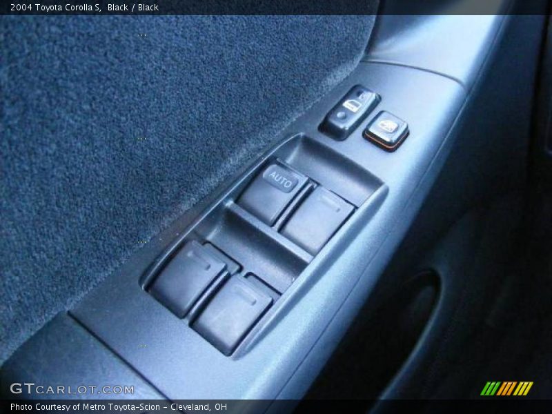 Black / Black 2004 Toyota Corolla S