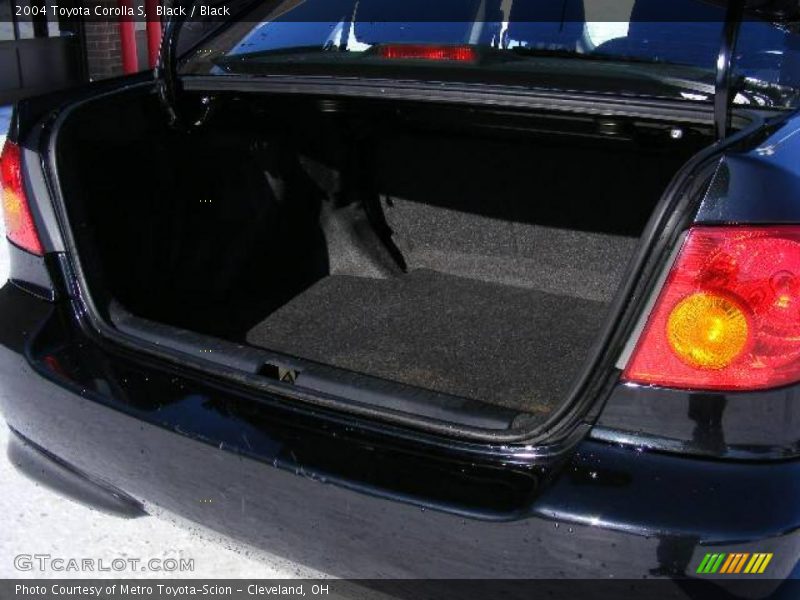 Black / Black 2004 Toyota Corolla S