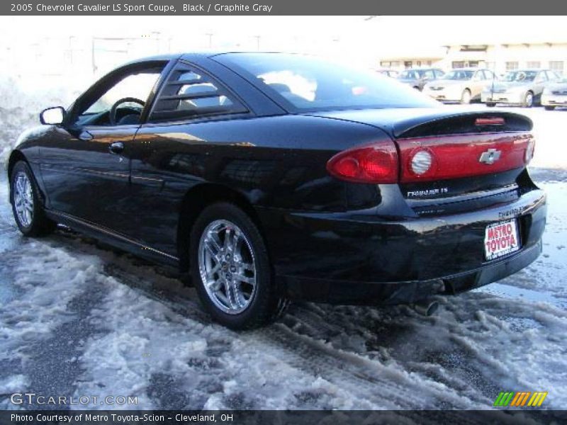 Black / Graphite Gray 2005 Chevrolet Cavalier LS Sport Coupe