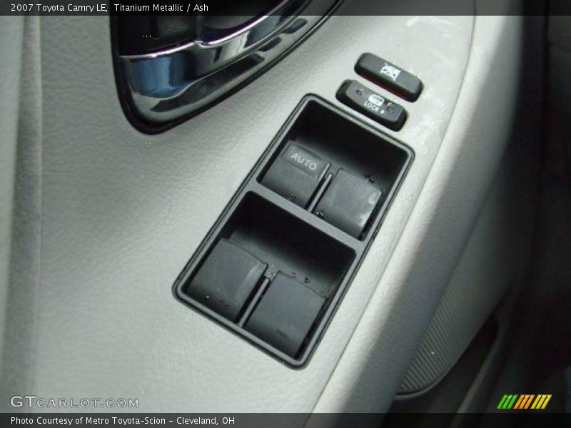 Titanium Metallic / Ash 2007 Toyota Camry LE