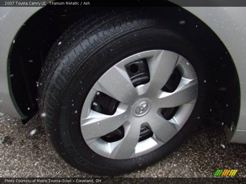 Titanium Metallic / Ash 2007 Toyota Camry LE