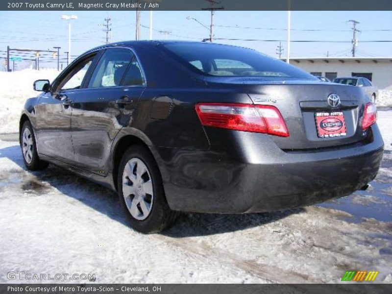 Magnetic Gray Metallic / Ash 2007 Toyota Camry LE