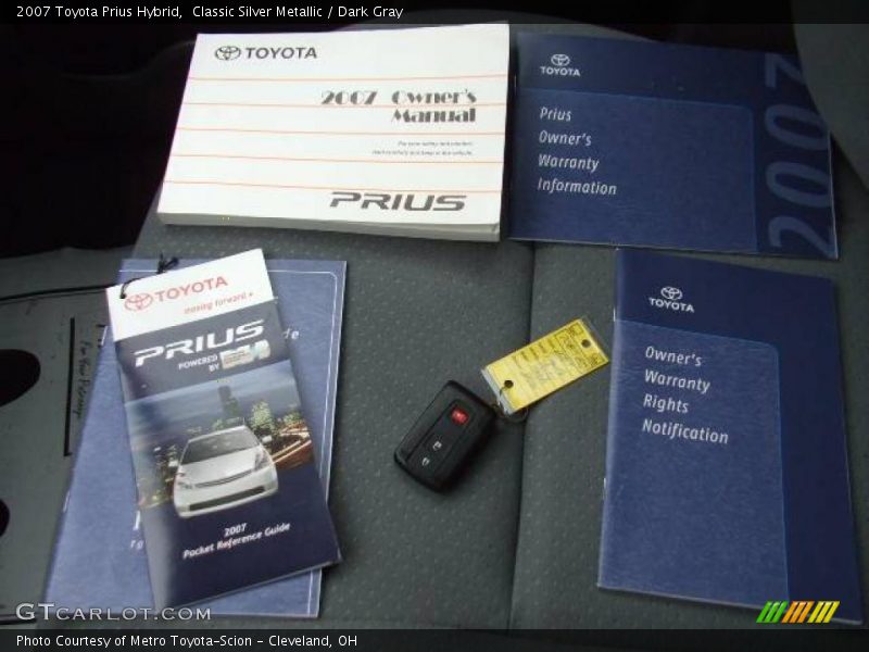 Classic Silver Metallic / Dark Gray 2007 Toyota Prius Hybrid