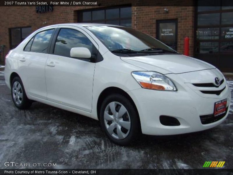 Polar White / Dark Charcoal 2007 Toyota Yaris Sedan