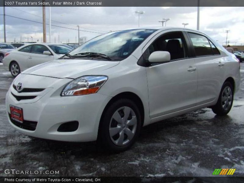 Polar White / Dark Charcoal 2007 Toyota Yaris Sedan