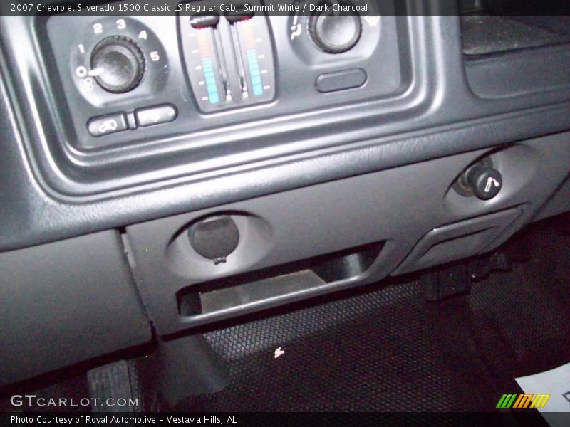 Summit White / Dark Charcoal 2007 Chevrolet Silverado 1500 Classic LS Regular Cab