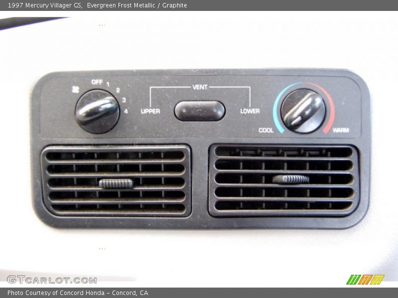 Evergreen Frost Metallic / Graphite 1997 Mercury Villager GS