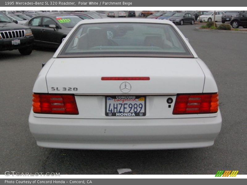 Polar White / Parchment Beige 1995 Mercedes-Benz SL 320 Roadster
