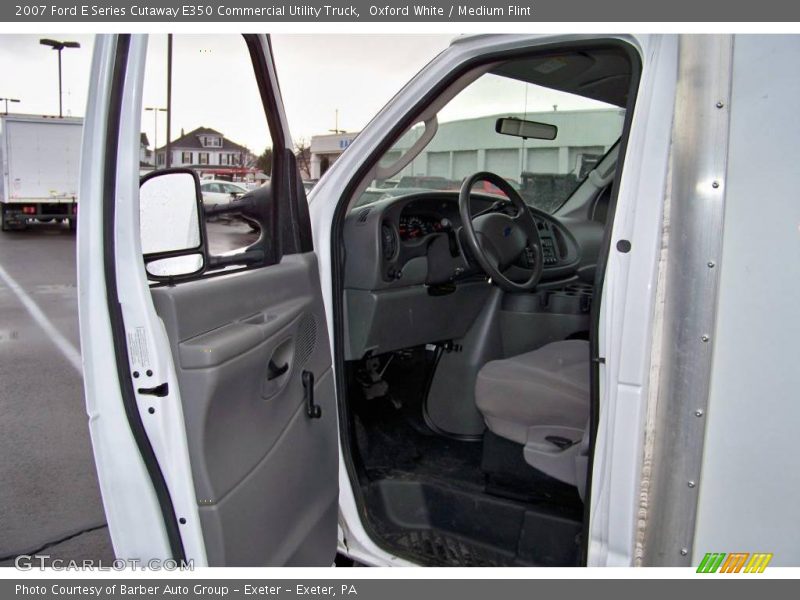 Oxford White / Medium Flint 2007 Ford E Series Cutaway E350 Commercial Utility Truck