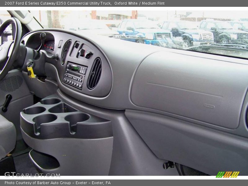 Oxford White / Medium Flint 2007 Ford E Series Cutaway E350 Commercial Utility Truck