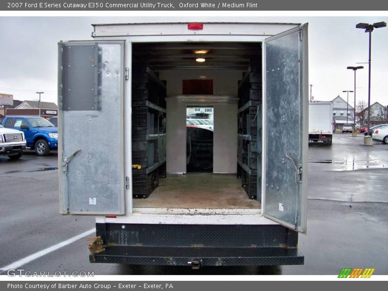 Oxford White / Medium Flint 2007 Ford E Series Cutaway E350 Commercial Utility Truck