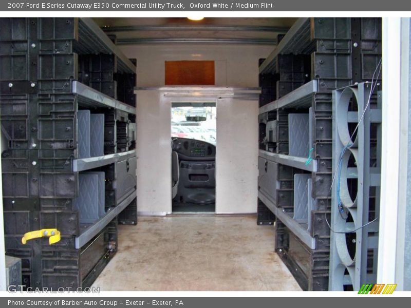 Oxford White / Medium Flint 2007 Ford E Series Cutaway E350 Commercial Utility Truck