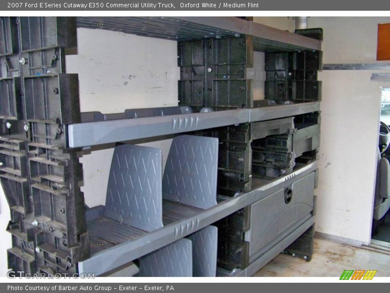 Oxford White / Medium Flint 2007 Ford E Series Cutaway E350 Commercial Utility Truck