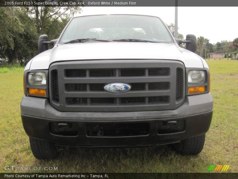 Oxford White / Medium Flint 2005 Ford F350 Super Duty XL Crew Cab 4x4