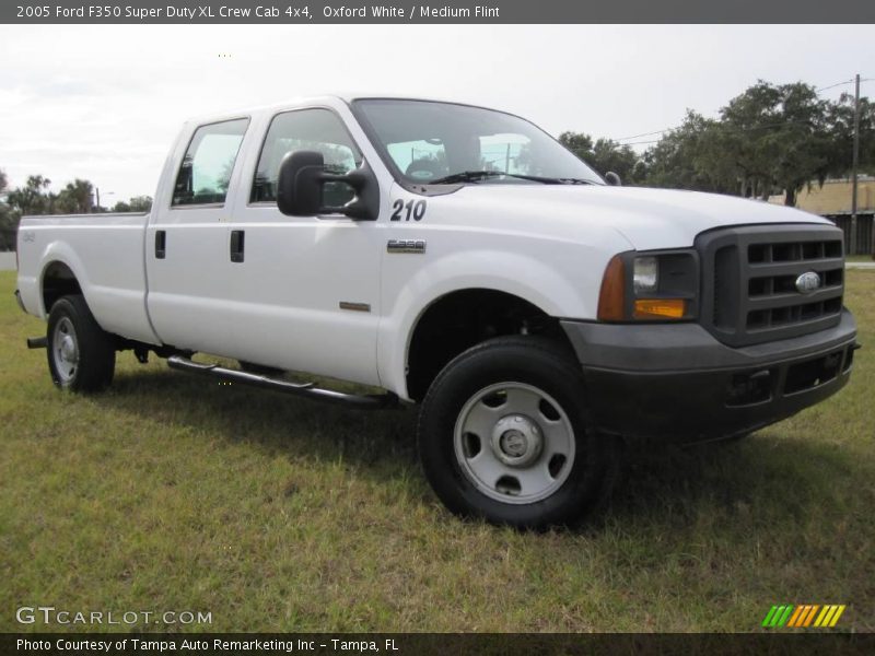 Oxford White / Medium Flint 2005 Ford F350 Super Duty XL Crew Cab 4x4