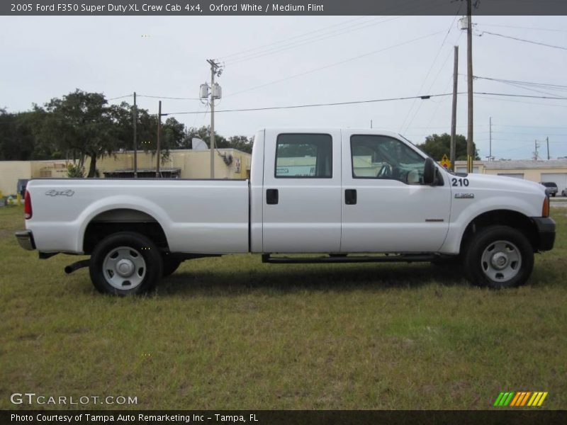 Oxford White / Medium Flint 2005 Ford F350 Super Duty XL Crew Cab 4x4