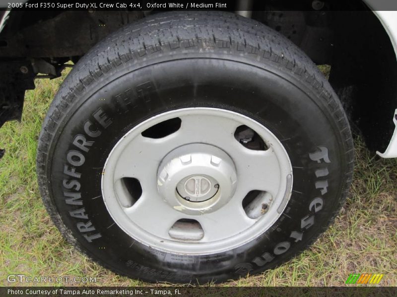 Oxford White / Medium Flint 2005 Ford F350 Super Duty XL Crew Cab 4x4