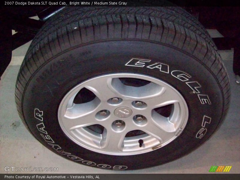 Bright White / Medium Slate Gray 2007 Dodge Dakota SLT Quad Cab