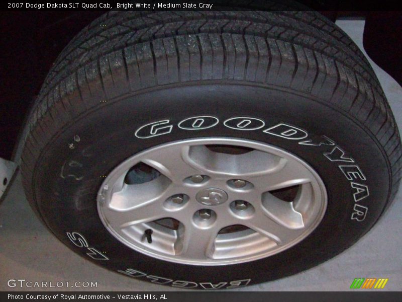 Bright White / Medium Slate Gray 2007 Dodge Dakota SLT Quad Cab