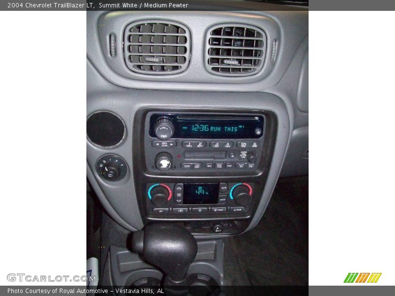 Summit White / Medium Pewter 2004 Chevrolet TrailBlazer LT