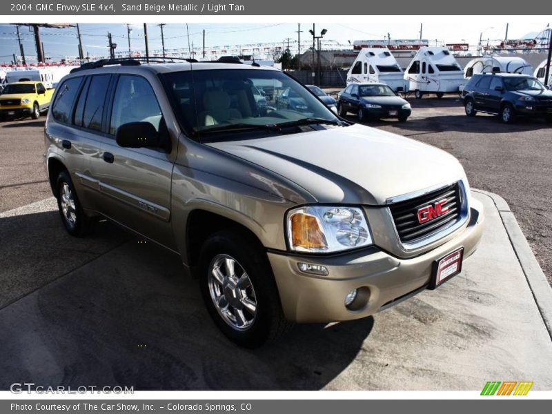 Sand Beige Metallic / Light Tan 2004 GMC Envoy SLE 4x4