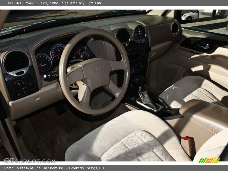 Sand Beige Metallic / Light Tan 2004 GMC Envoy SLE 4x4