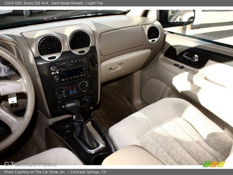 Sand Beige Metallic / Light Tan 2004 GMC Envoy SLE 4x4