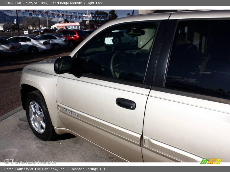Sand Beige Metallic / Light Tan 2004 GMC Envoy SLE 4x4