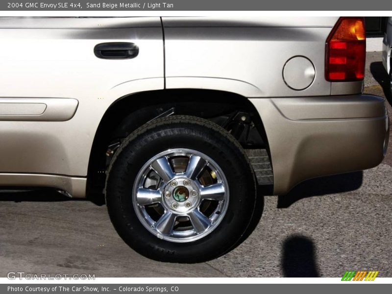 Sand Beige Metallic / Light Tan 2004 GMC Envoy SLE 4x4