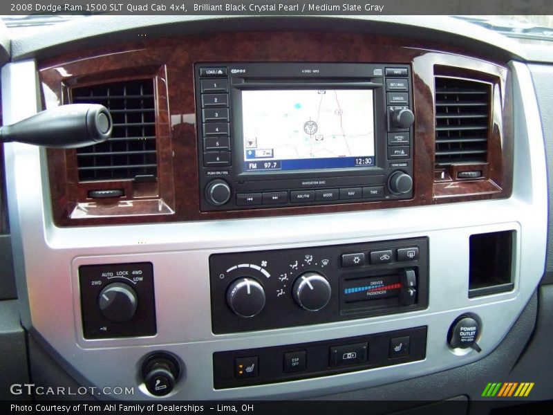 Brilliant Black Crystal Pearl / Medium Slate Gray 2008 Dodge Ram 1500 SLT Quad Cab 4x4