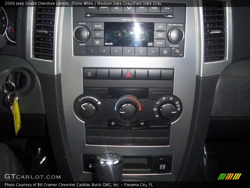 Stone White / Medium Slate Gray/Dark Slate Gray 2009 Jeep Grand Cherokee Laredo
