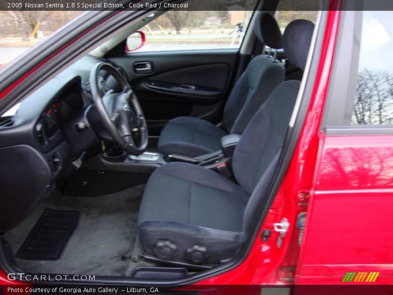 Code Red / Charcoal 2005 Nissan Sentra 1.8 S Special Edition