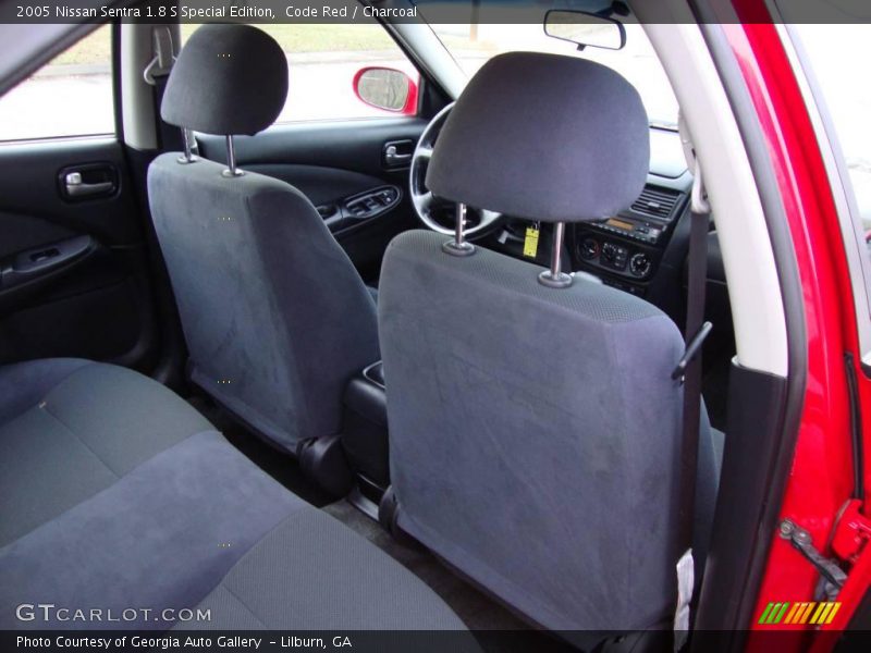 Code Red / Charcoal 2005 Nissan Sentra 1.8 S Special Edition