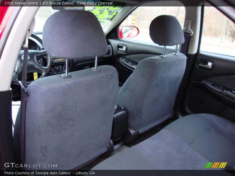 Code Red / Charcoal 2005 Nissan Sentra 1.8 S Special Edition