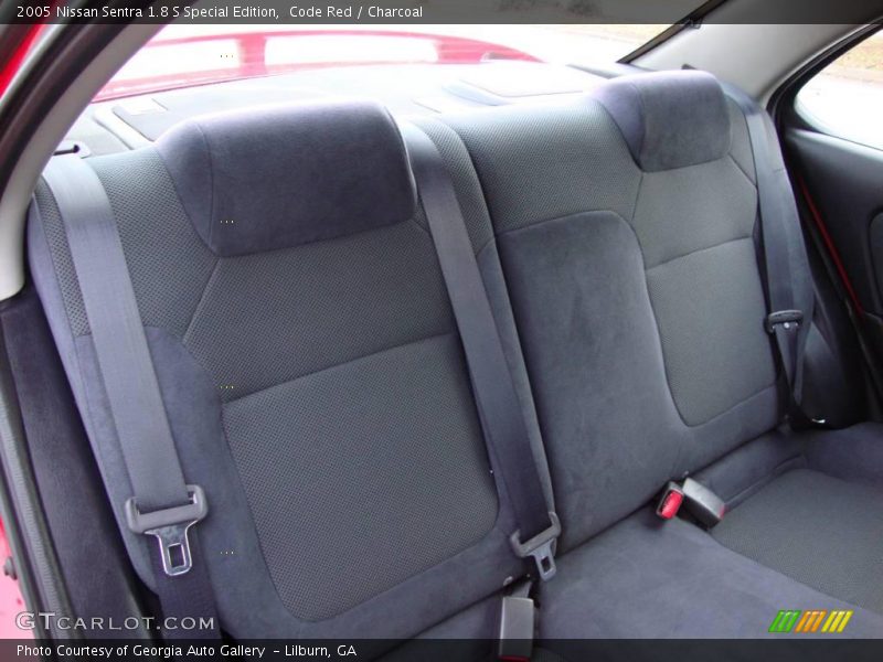 Code Red / Charcoal 2005 Nissan Sentra 1.8 S Special Edition