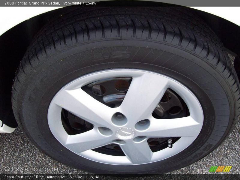 Ivory White / Ebony 2008 Pontiac Grand Prix Sedan