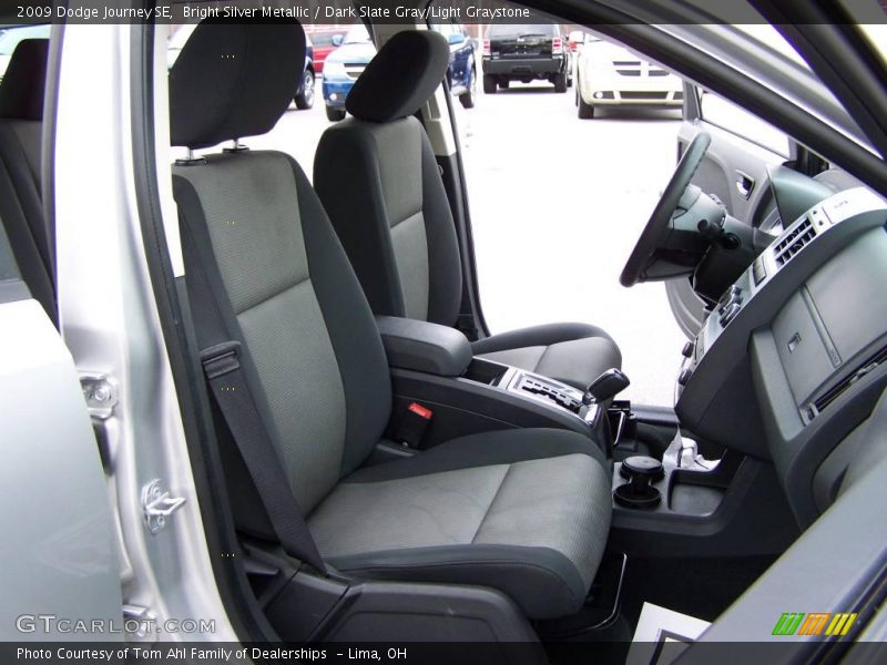 Bright Silver Metallic / Dark Slate Gray/Light Graystone 2009 Dodge Journey SE
