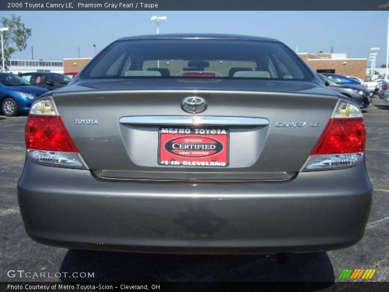 Phantom Gray Pearl / Taupe 2006 Toyota Camry LE