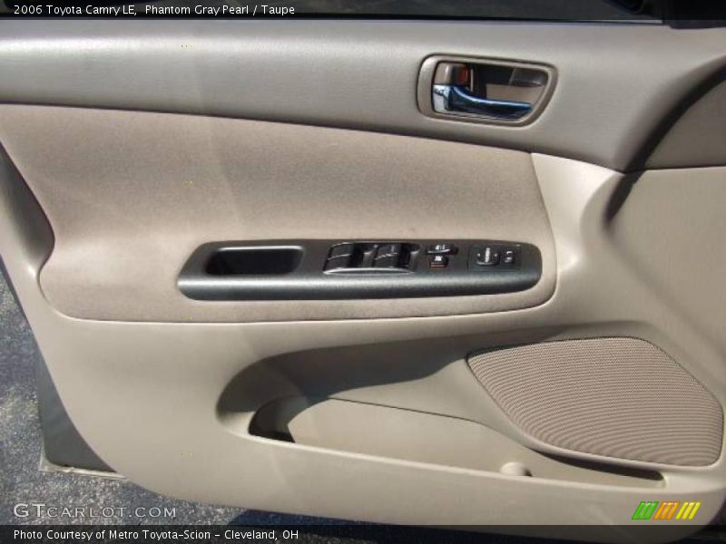 Phantom Gray Pearl / Taupe 2006 Toyota Camry LE