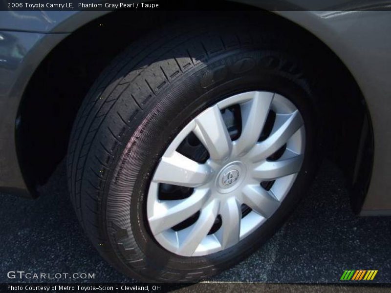 Phantom Gray Pearl / Taupe 2006 Toyota Camry LE