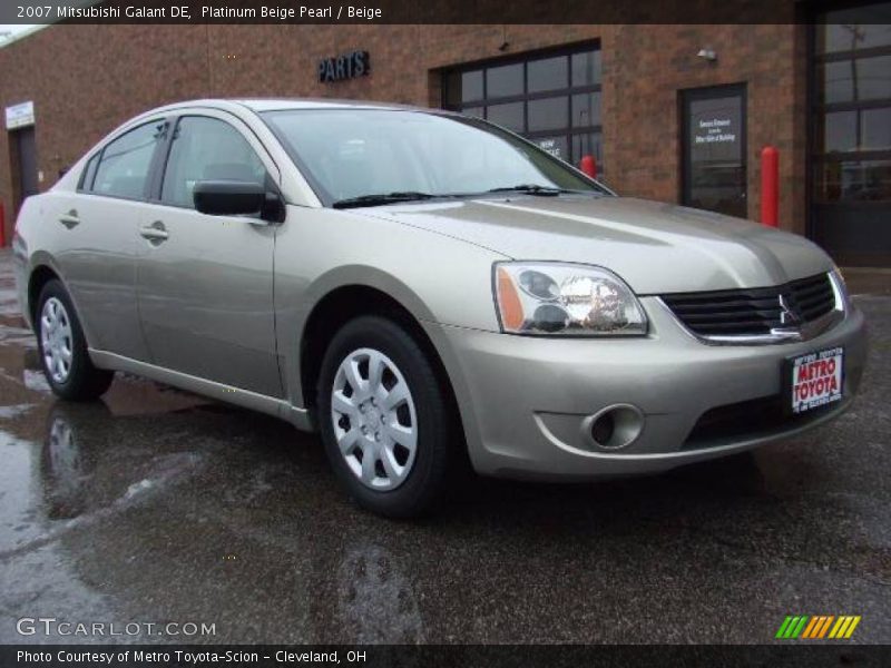 Platinum Beige Pearl / Beige 2007 Mitsubishi Galant DE