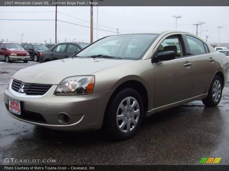 Platinum Beige Pearl / Beige 2007 Mitsubishi Galant DE