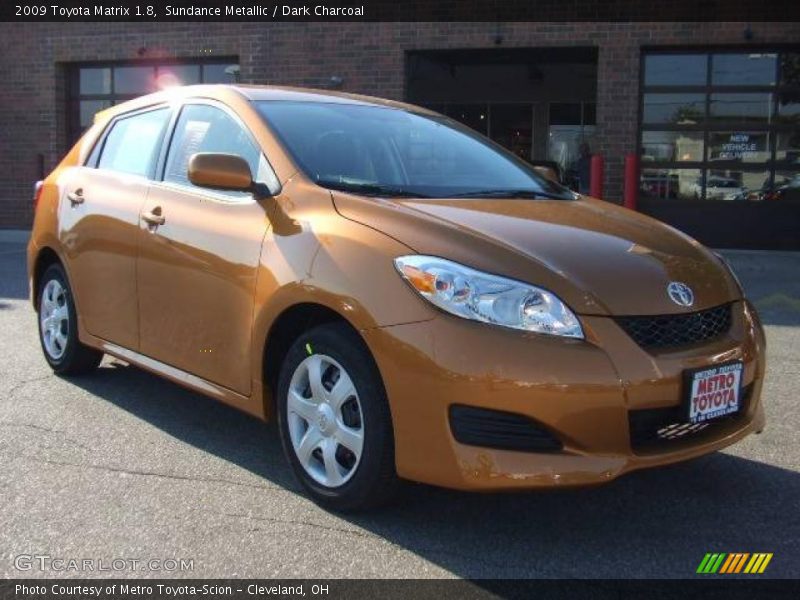 Sundance Metallic / Dark Charcoal 2009 Toyota Matrix 1.8