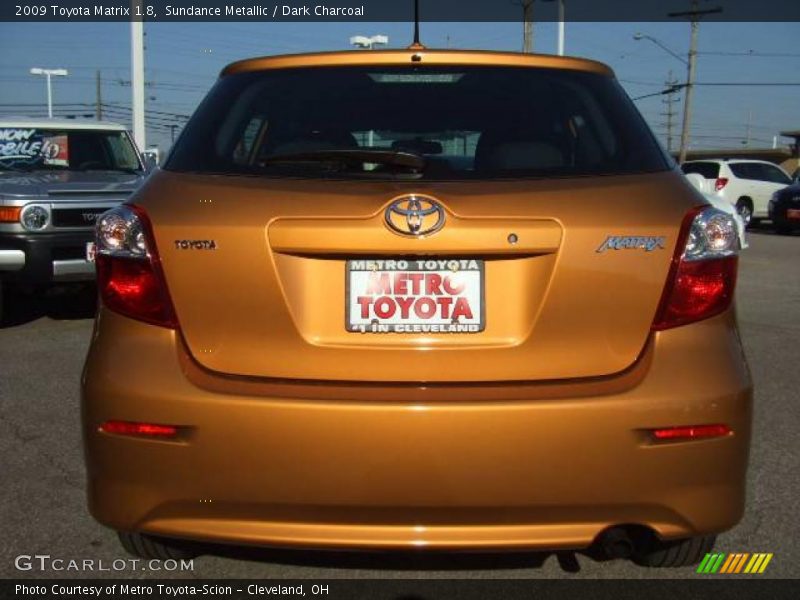 Sundance Metallic / Dark Charcoal 2009 Toyota Matrix 1.8