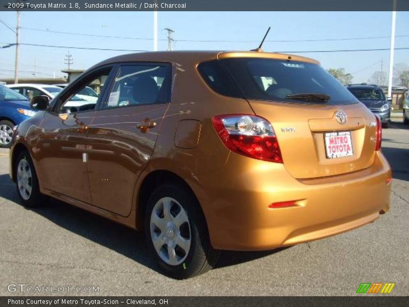 Sundance Metallic / Dark Charcoal 2009 Toyota Matrix 1.8