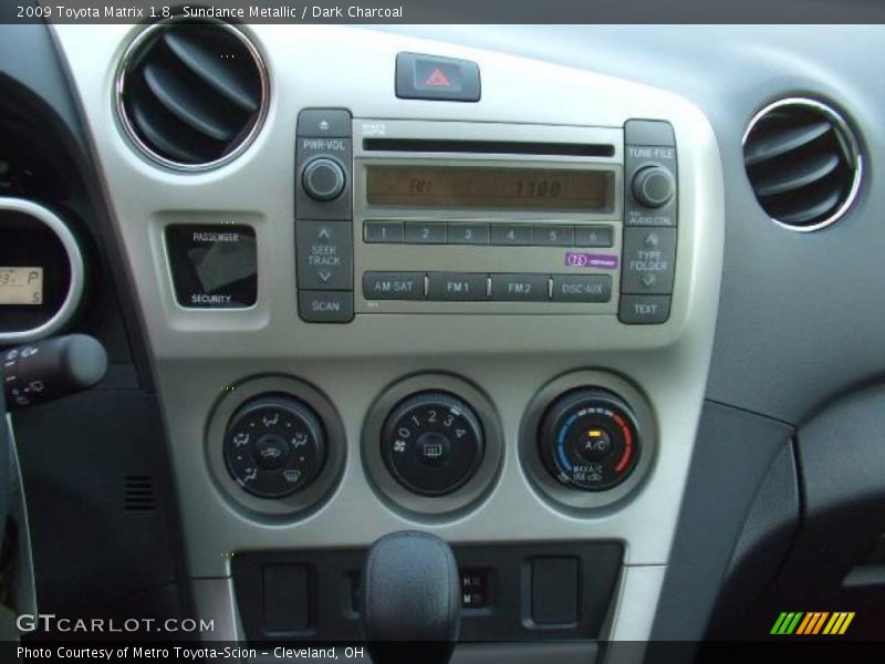 Sundance Metallic / Dark Charcoal 2009 Toyota Matrix 1.8