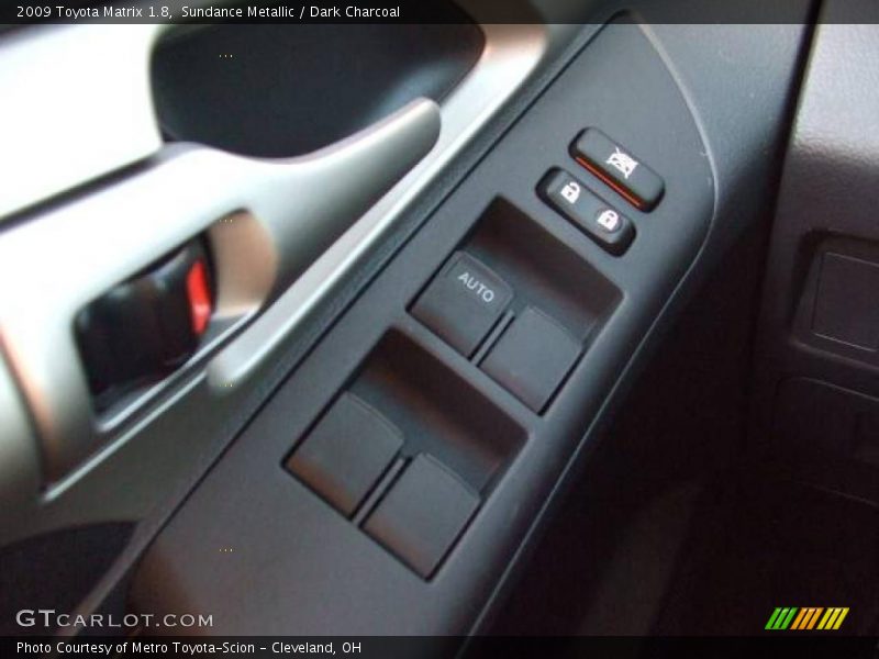 Sundance Metallic / Dark Charcoal 2009 Toyota Matrix 1.8