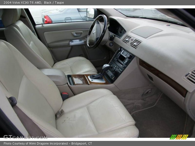 Black / Taupe 2004 Volvo XC90 T6 AWD
